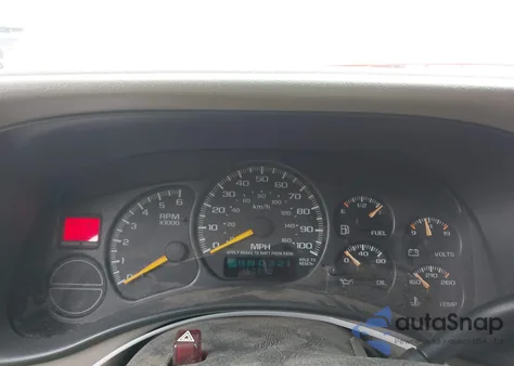 2000 Chevrolet Silverado C1500 z USA, uszkodzony, nr VIN 2GCEC19T8Y1266351